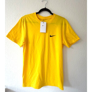 Nike Cotton Crew Neck Men S Small Slim Yellow Sportswear Essential Tee Logo